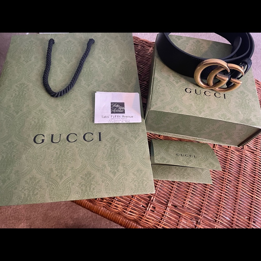 Woman’s Gucci belt